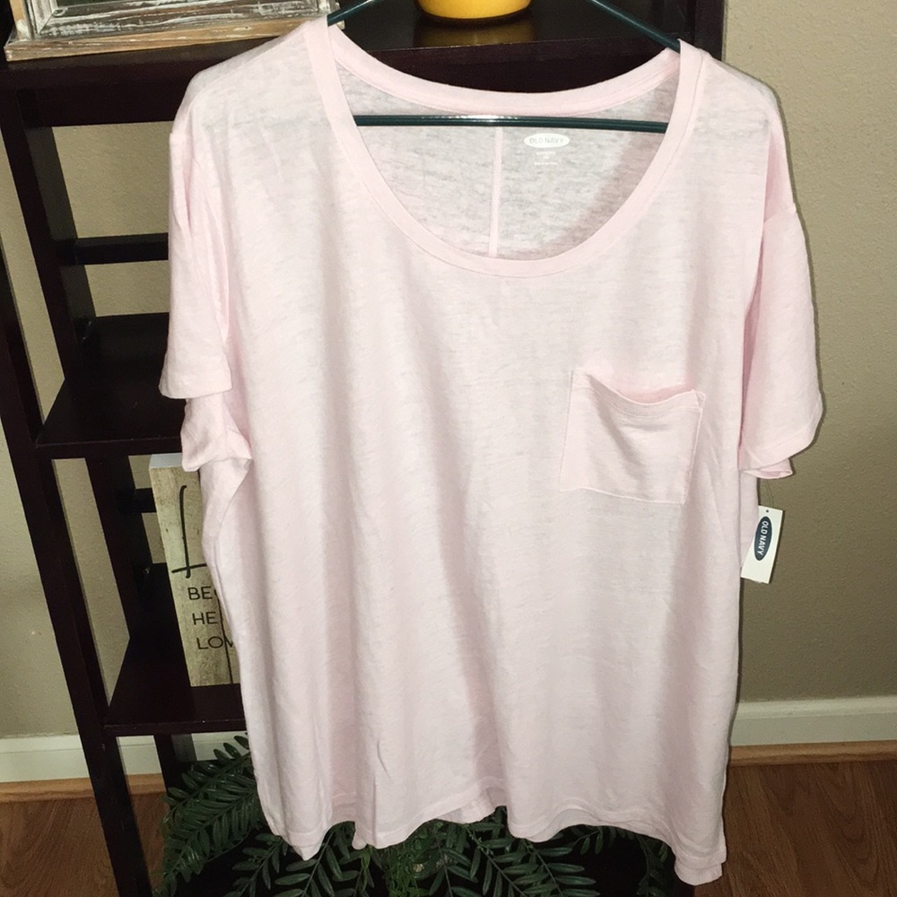 Final price $5 Old navy boyfriend t-shirt NWT